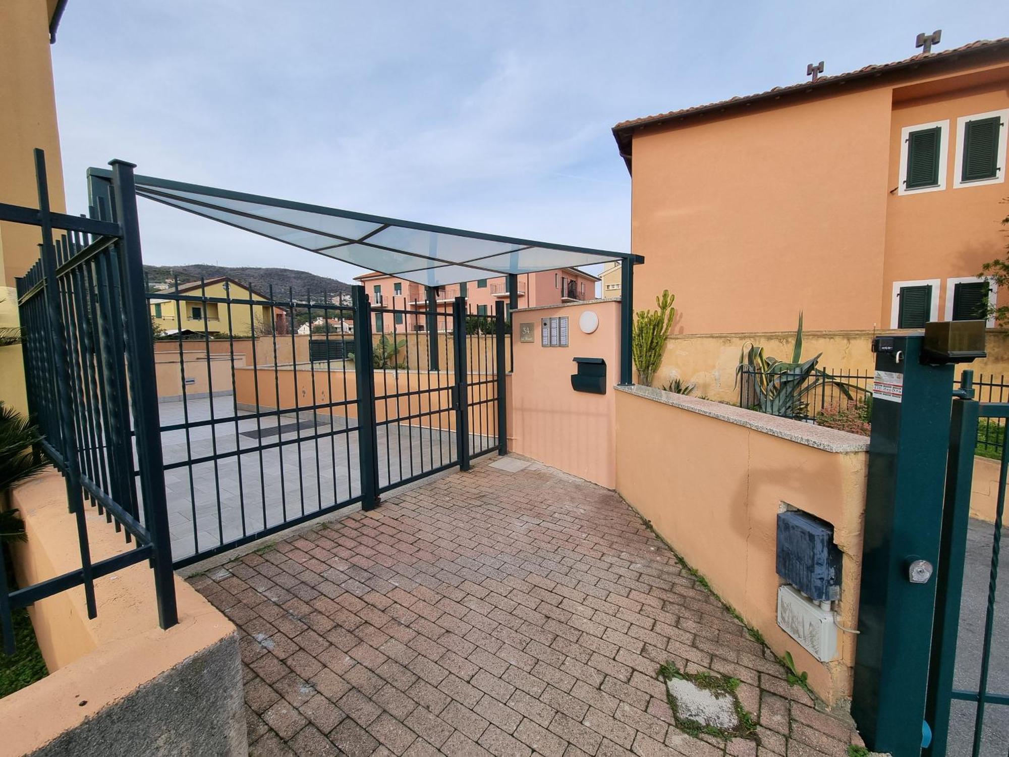 Appartamento La Casa Di Freddy 洛阿诺 外观 照片